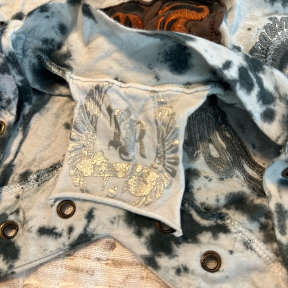 TREASURE ROCK - Picture 6 of 7